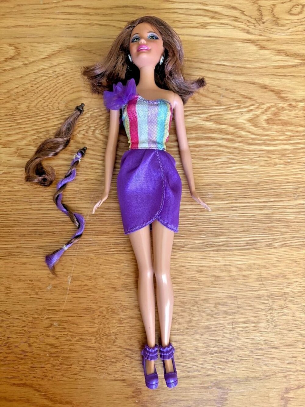 Barbie Hairtastic Brown Cut & Style 2011 Mattel Original Dress, Shoes & Earrings